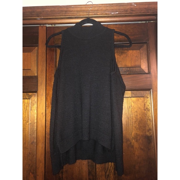 Express black open shoulder long sleeve sweater - Picture 2 of 4